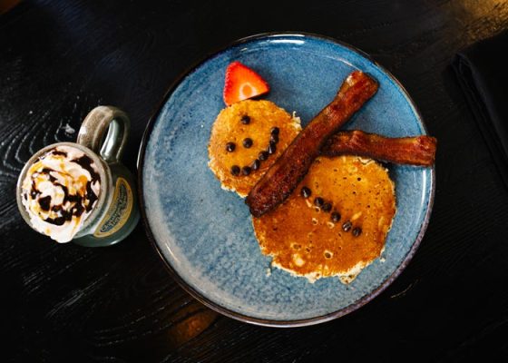 Blitzen-snowman-pancake Blitzen-snowman-pancake